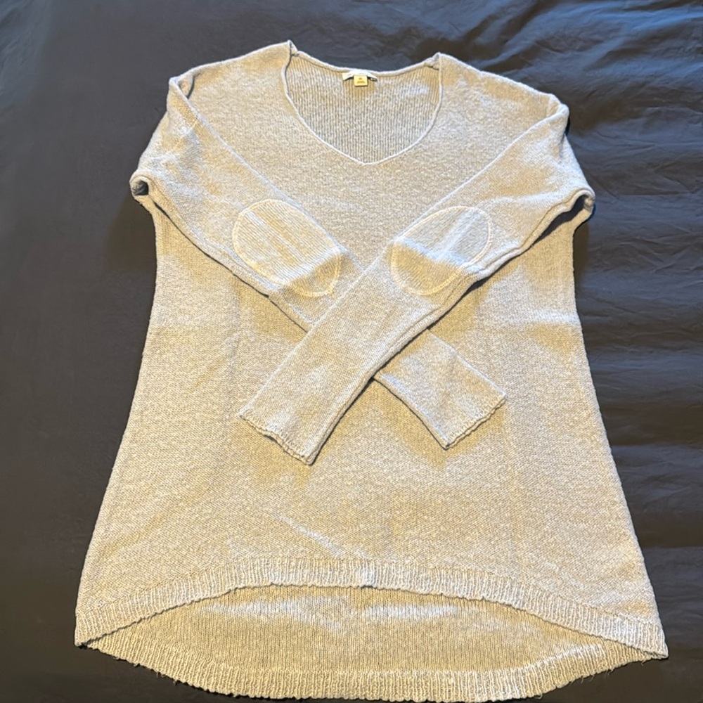 Gap sweater for sale in good condition